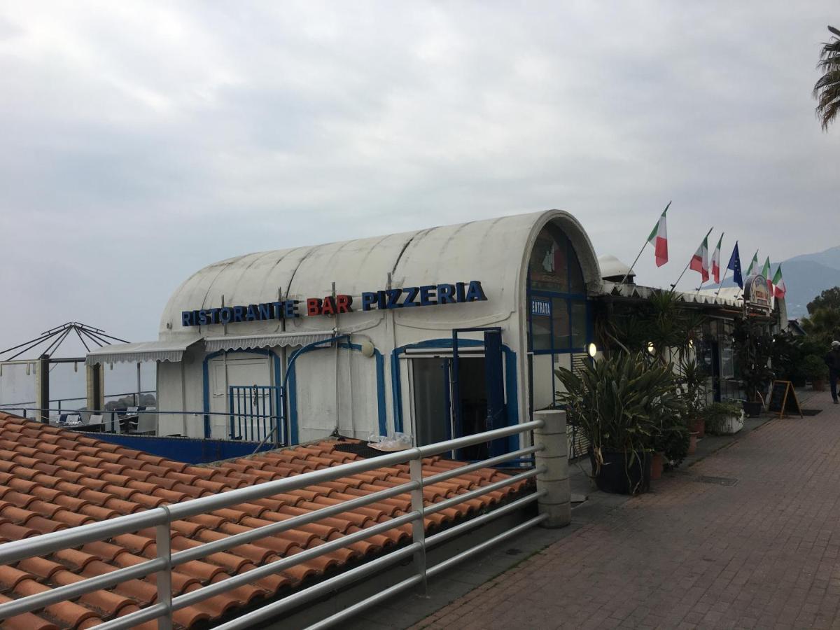 Miramare, 2 Camere, Cucina, Bagno,