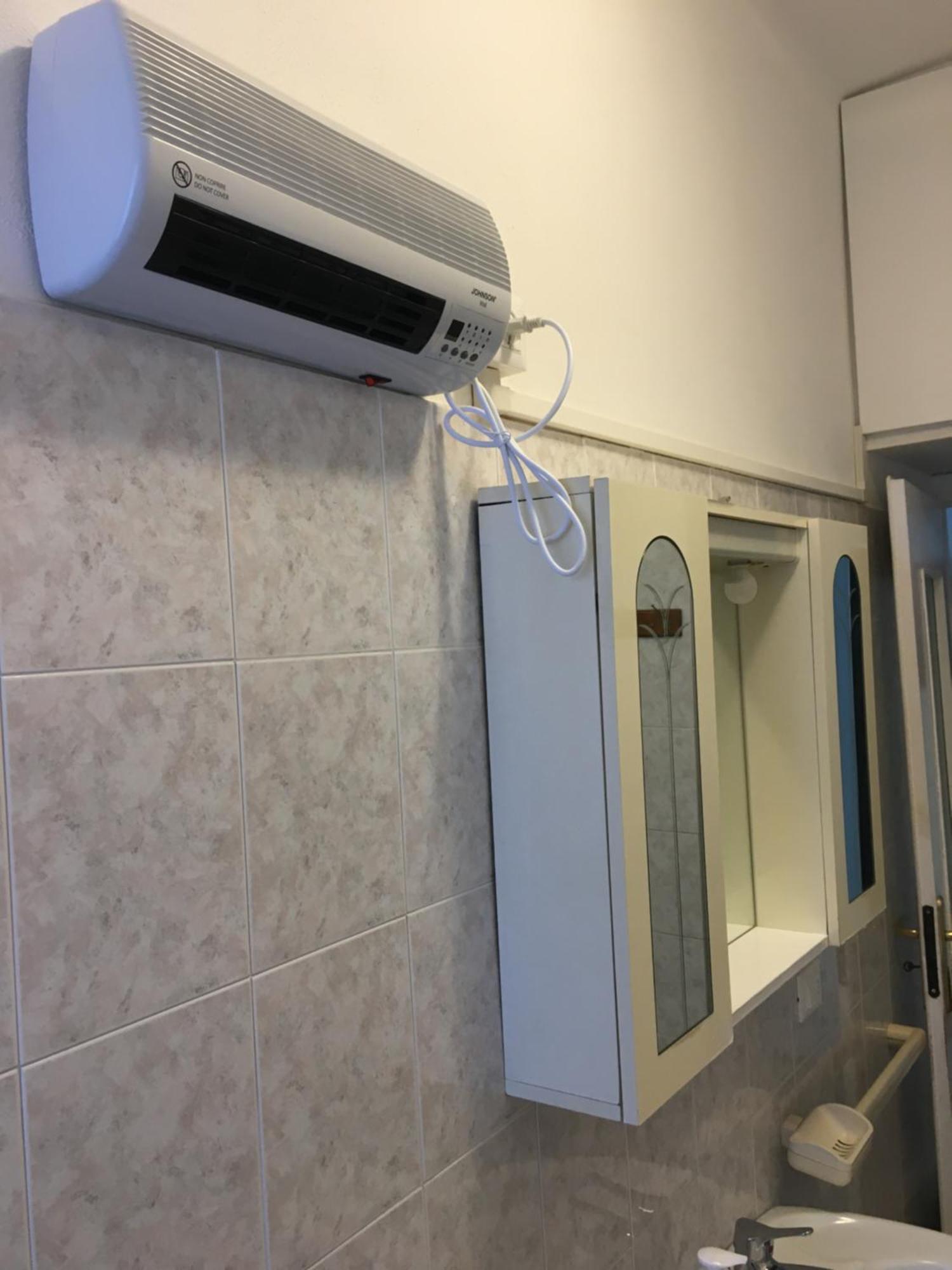 Apartment Miramare, 2 Camere, Cucina, Bagno,